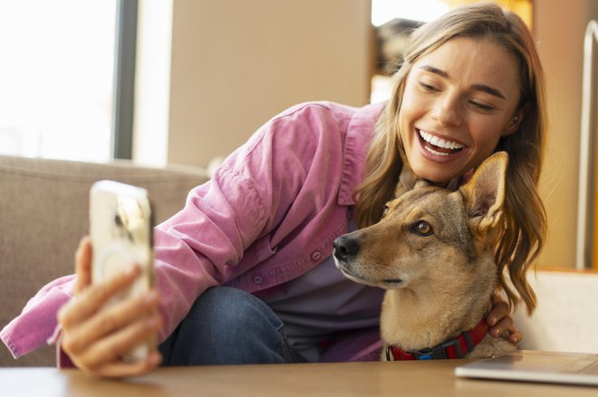 Ustvarite lahko blog potepanj s psom, ki bo koristil še drugim lastnikom. FOTO: Getty Images