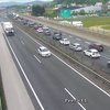 Na cesto le z dobrimi živci: »Kot pričakovano je promet že močno povečan proti Primorski«
