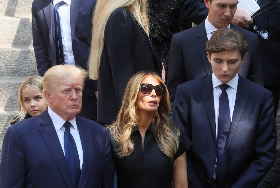 Fotografija: Družina Trump. FOTO: Brendan Mcdermid Reuters