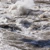Drama na Donavi: v trčenju čolna umrli dve osebi, iščejo več ljudi