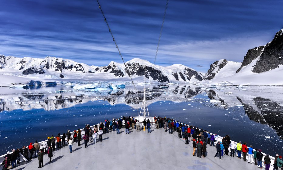 Fotografija: Vse več ljudi želi ujeti zadnji trenutek, da vidijo izginjajočo Antarktiko.