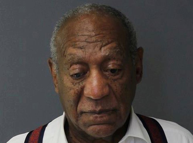 Komik Bill Cosby je bil prvi zvezdnik, obsojen zaradi spolnega nasilja. FOTO: REUTERS
