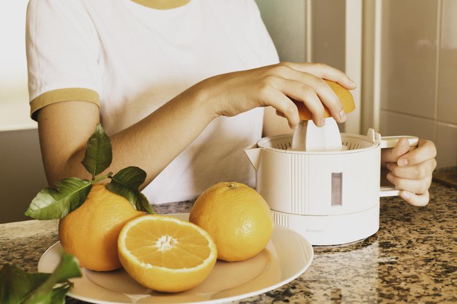 Preprost električni ožemalnik citrusov FOTO: Guliver/Getty Images