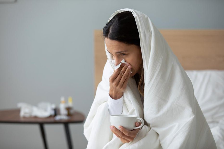 Fotografija: Če ste prehlajeni, še ne pomeni, da morajo zboleti vsi okoli vas. FOTO: Shutterstock