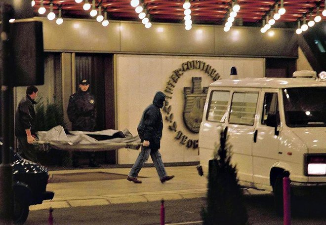 Po streljanju v hotelu Intercontinental v Beogradu januarja 2000 FOTO: WIKIPEDIA
