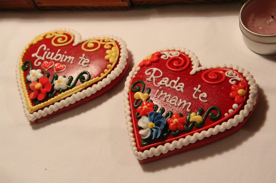 Fotografija: Eno najlepših in tradicionalnih daril za valentinovo je zanesljivo lectovo srce! FOTO: Špela Ankele