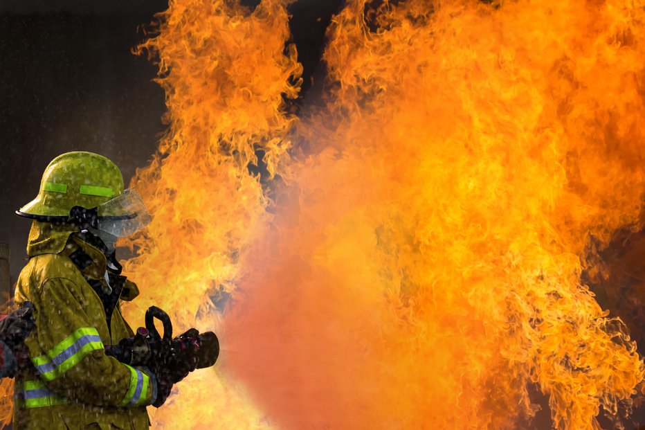 Fotografija: Požar so pogasili gasilci (simbolična fotografija). FOTO: Getty Images, Istockphoto
