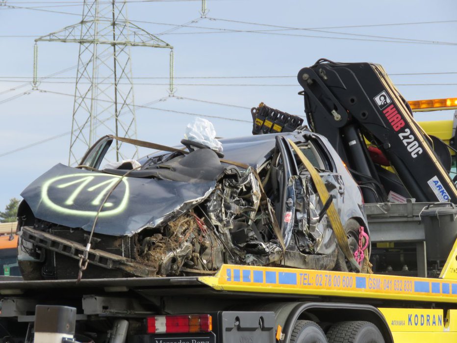 Fotografija: Voznik nesreče ni preživel. FOTO: Oste Bakal