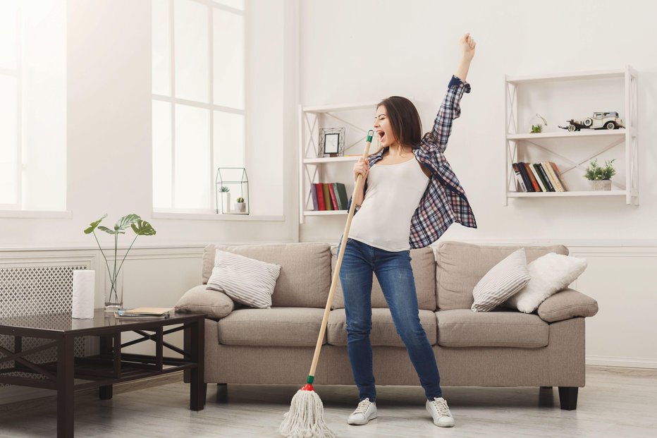 Fotografija: Spomladansko čiščenje blagodejno vpliva na mentalno zdravje, fizično zdravje in stanje vašega doma. FOTO: Shutterstock