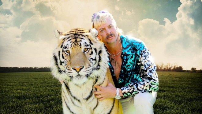 Joe Exotic z enim od svojih tigrov FOTOGRAFIJI: NETFLIX