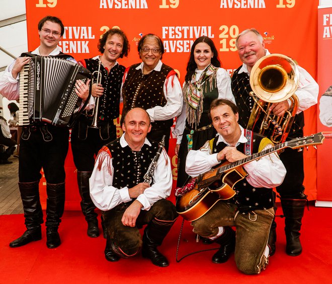 Alpski kvintet, ki se je lani udeležil tudi Avsenikovega festivala v Begunjah, bo prihodnje leto slavil jubilej, 55 let igranja. FOTO: Matjaž Kosmač