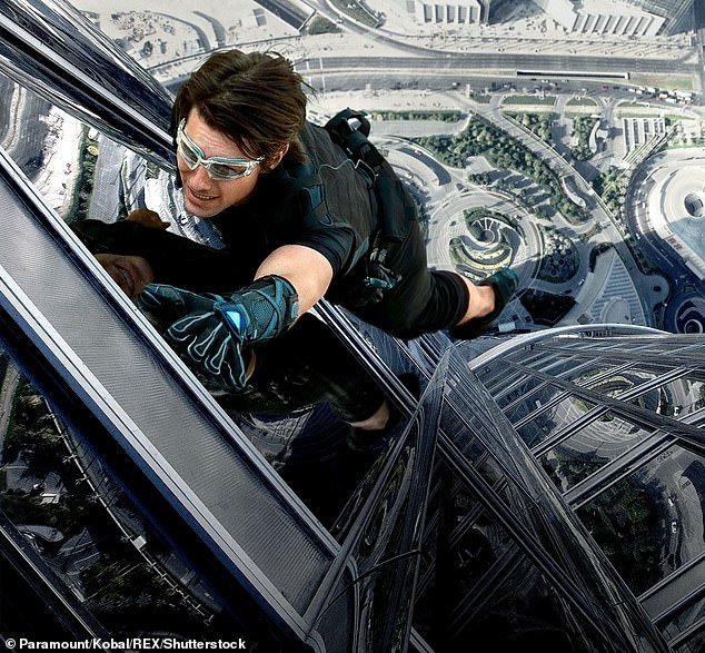 Zvezdnik je adrenalinske podvige izvajal že 123 nadstropij visoko. FOTO: Paramount Pictures