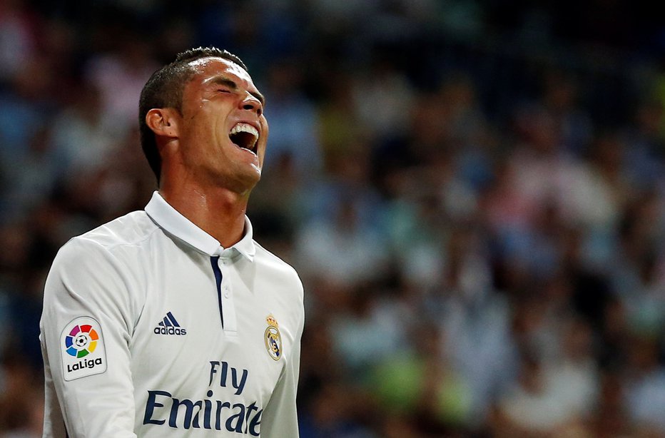 Fotografija: Dolores Aveiro in Cristiano Ronaldo sta zelo navezana drug na drugega. FOTO: Reuters