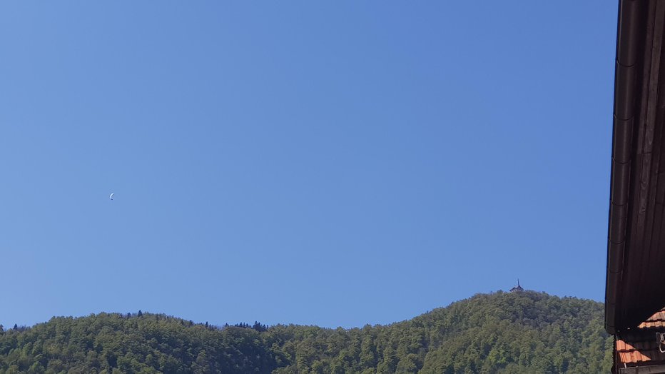 Fotografija: Lubnik se dviga 1025 metrov visoko in je drugi najvišji vrh v Škofjeloškem hribovju. FOTO: Primož, bralec poročevalec