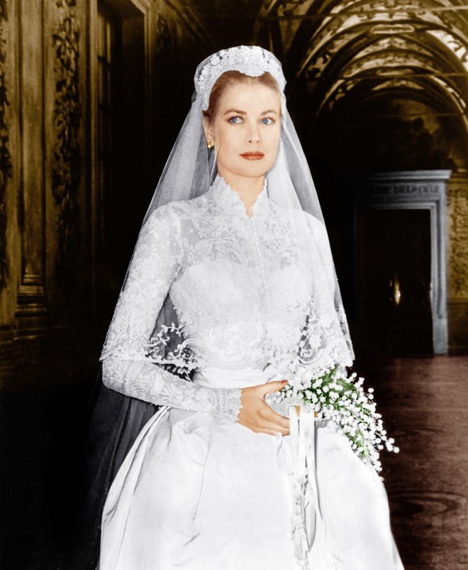 Kultna<br />
Poročna obleka Grace Kelly, ki se je z monaškim princem Rainerjem III. poročila 19. aprila 1956, še danes velja za najlepšo vseh časov. foto Profimedia, Reuters