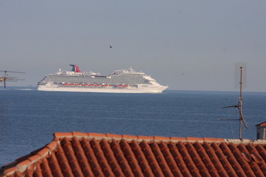 Fotografija: Prestižna linija turističnih ladij Carnival Cruise. FOTO: Boris Šuligoj