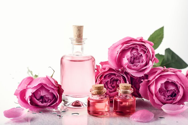 Ravnovesje prinaša tudi vonj eteričnega olja vrtnice. FOTO: Guliver/Getty Images