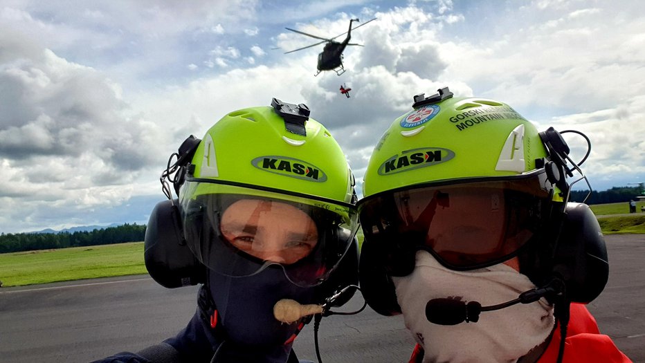 Fotografija: Pazite nase, sporočajo helikopterske reševalne ekipe. FOTOGRAFIJI: PU Kranj