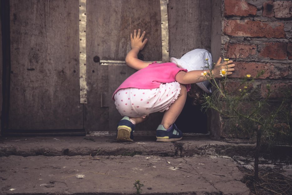 Fotografija: Iskanje je vedno zabavno, zahtevnost igre pa priredimo otrokovi starosti. FOTO: Getty Images