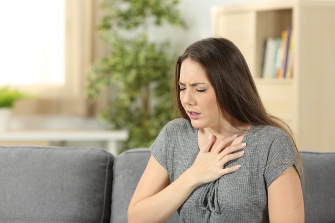 Pljuča in dihanje so lahko prizadeti zaradi različnih dejavnikov in bolezni. FOTO: Antonioguillem/Getty Images