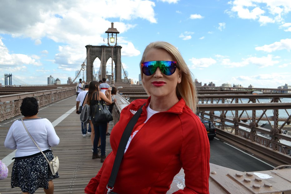 Fotografija: Z Manhattna se je na drugo stran reke East sprehodila čez slavni Brooklynski most.