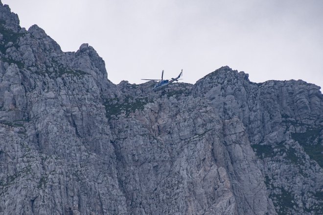 Reševanje nesrečne planinke. FOTO: Miljko Lesjak, Grs Tolmin