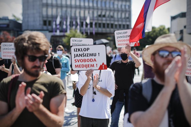 Protest proti novemu zakonu o medijih. FOTO: Uroš Hočevar