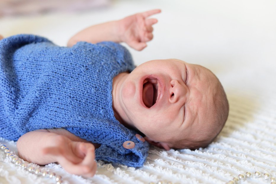 Fotografija: Mamico je zanimalo, kako naj pred virusom zaščiti dojenčka. FOTO: Majamarjanovic, Getty Images, Istockphoto