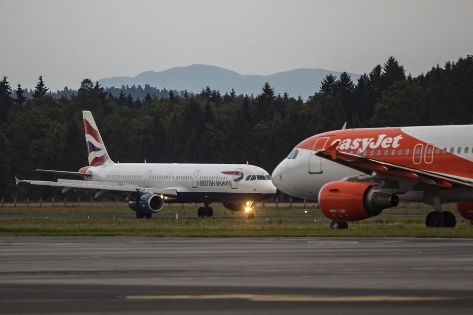 Fotografija: Easyjet. FOTO: Voranc Vogel