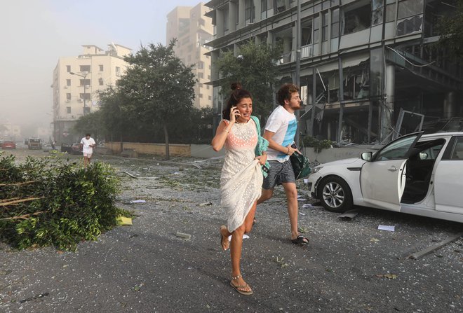 Silovita eksplozija v Bejrutu. FOTO: Mohamed Azakir, Reuters