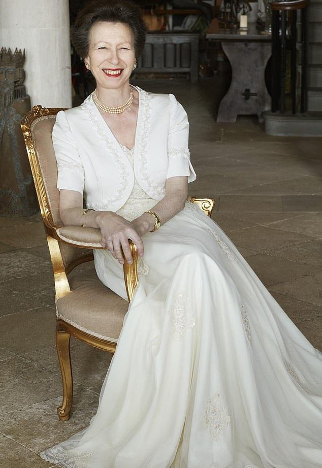 Fotografija: Ob rojstnem dnevu so na uradnem profilu Buckinghamske palače objavili najnovejši fotografiji princese Anne. FOTOGRAFIJE: Instagram