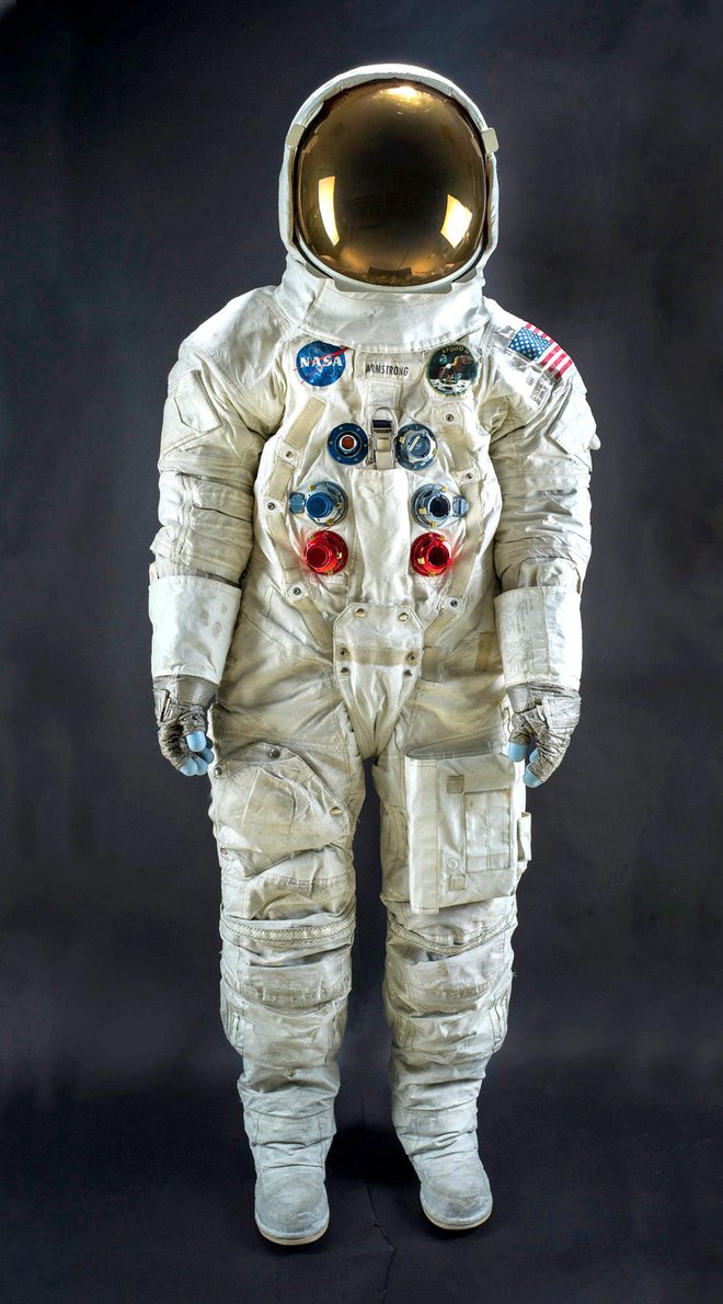 Armstrongova vesoljska obleka