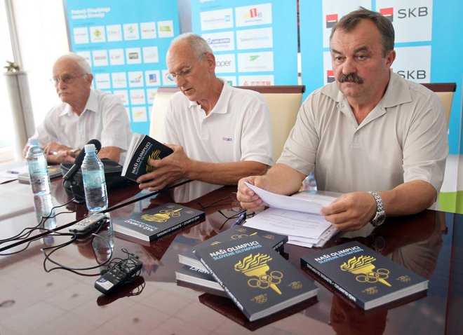 Tomo Levovnik, Miro Cerar in Marko Račič ob izidu knjige Naši olimpijci leta 2012 FOTO: IGOR MALI