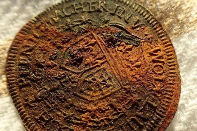 Odkrili so tudi kovance iz 17. stoletja. FOTO: Muzej vikinških ladij Roskilde