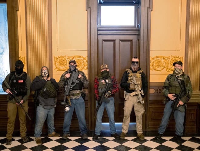 Domnevna desničarska milica. FOTO: Seth Herald, Reuters