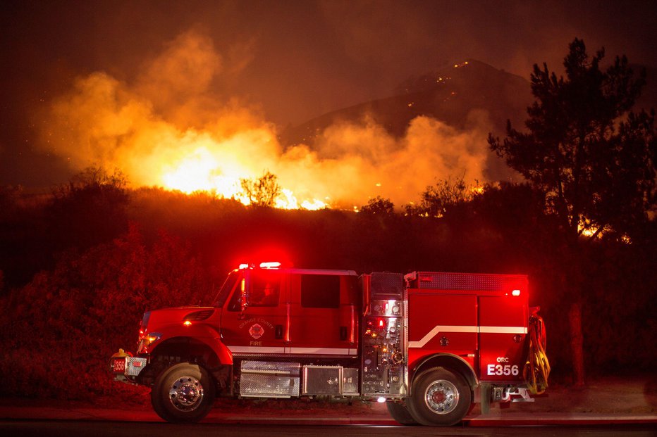 Fotografija: Ogenj narekuje življenje v Kaliforniji že več mesecev. FOTO: Ringo Chiu/Reuters