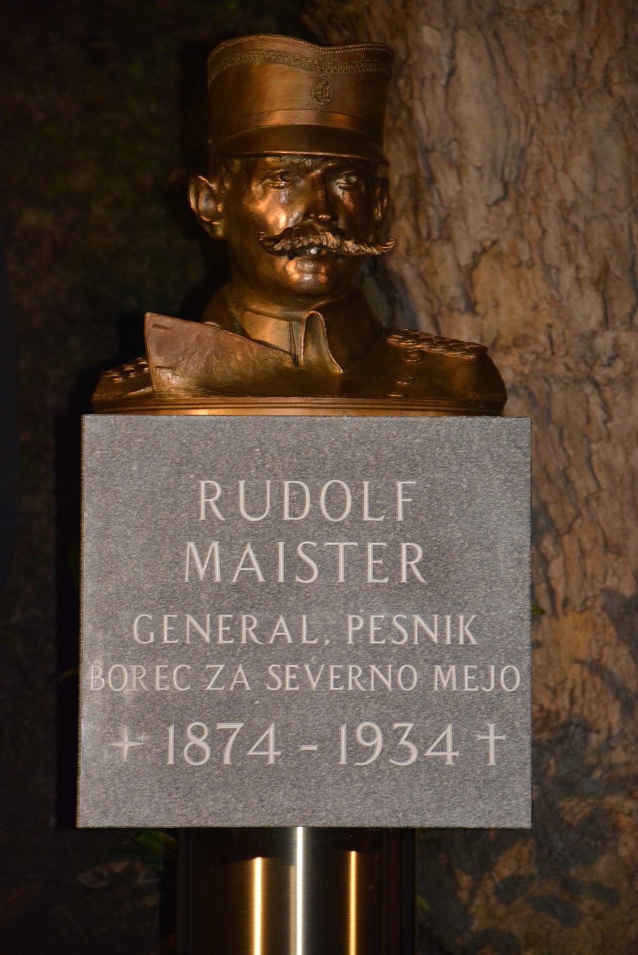 Fotografija: Rudolf Maister, spomenik. FOTO: O. B.