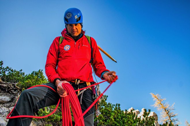 Klemen Gričar je že več kot 25 let gorski reševalec pri GRS Kranjska Gora. FOTO: Maja Žagar