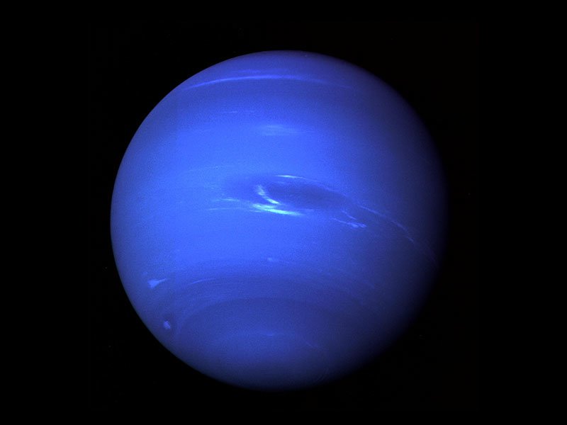 Fotografija: Neptun, planet, ki ga povezujemo z epidemijo in virusi, se v soboto obrača nazaj v direktno smer gibanja. FOTO: Nasa/jpl