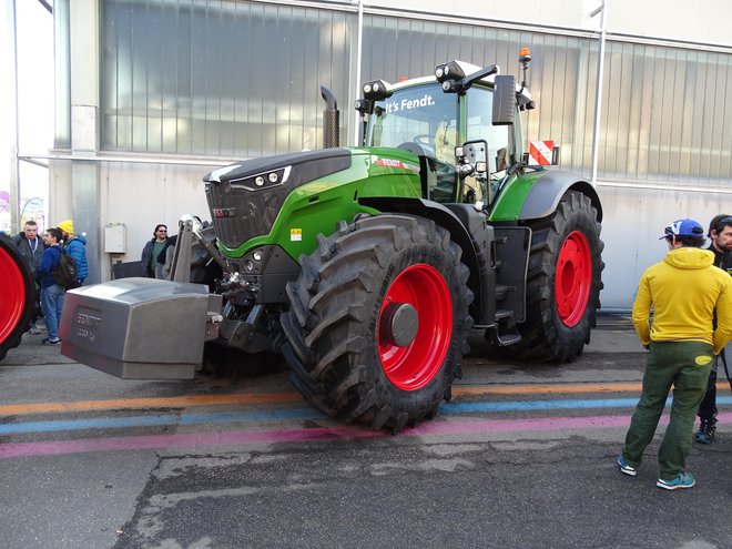 Fendt 1050 vario je najmočnejši standardni kolesni traktor. FOTO: Tomaž Poje