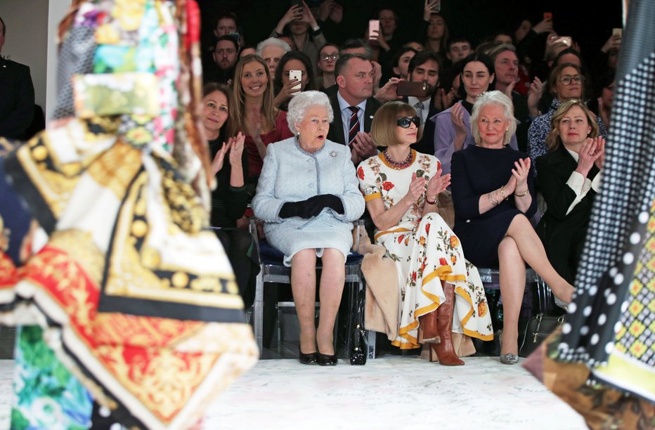 Fotografija: Kraljica na londonskem tednu mode. FOTO: Reuters