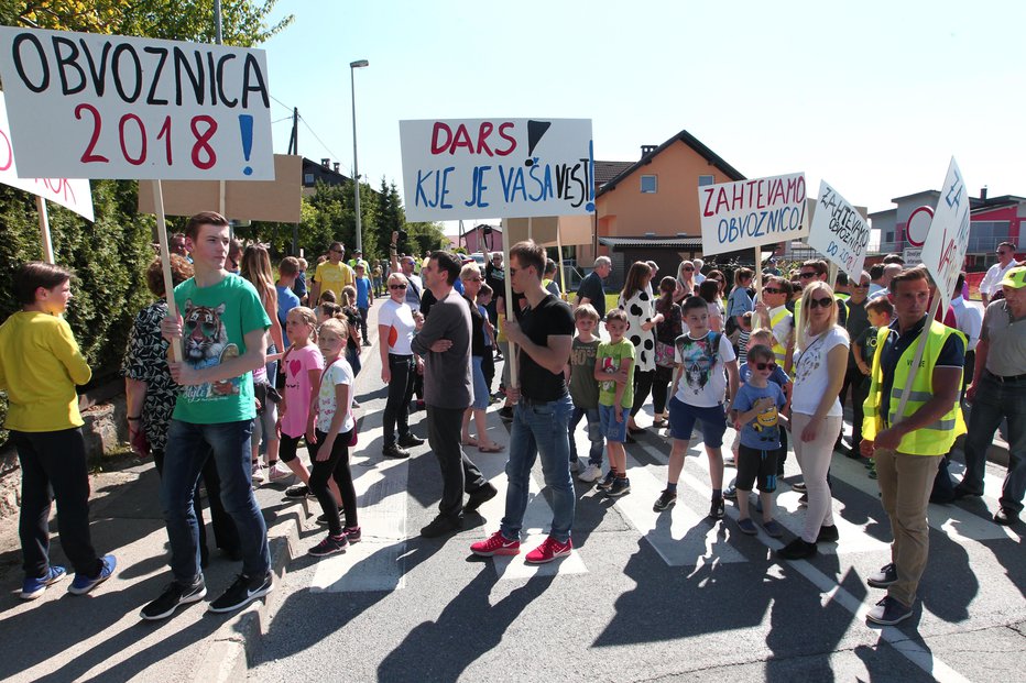 Fotografija: Protesti prebivalcev Vodic so zalegli. Foto: Dejan Javornik