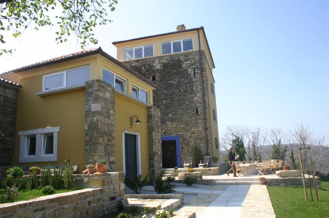 Obnovljena glemska trdnjava Foto: Dušan Grča