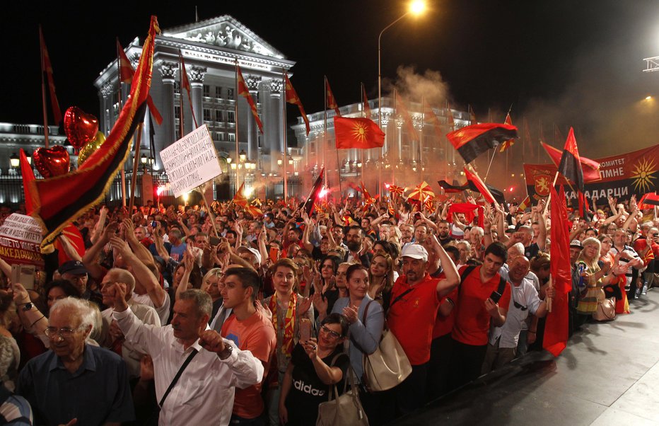 Fotografija: V soboto je ulice v Skopju preplavila množica protestnikov. FOTO: AP