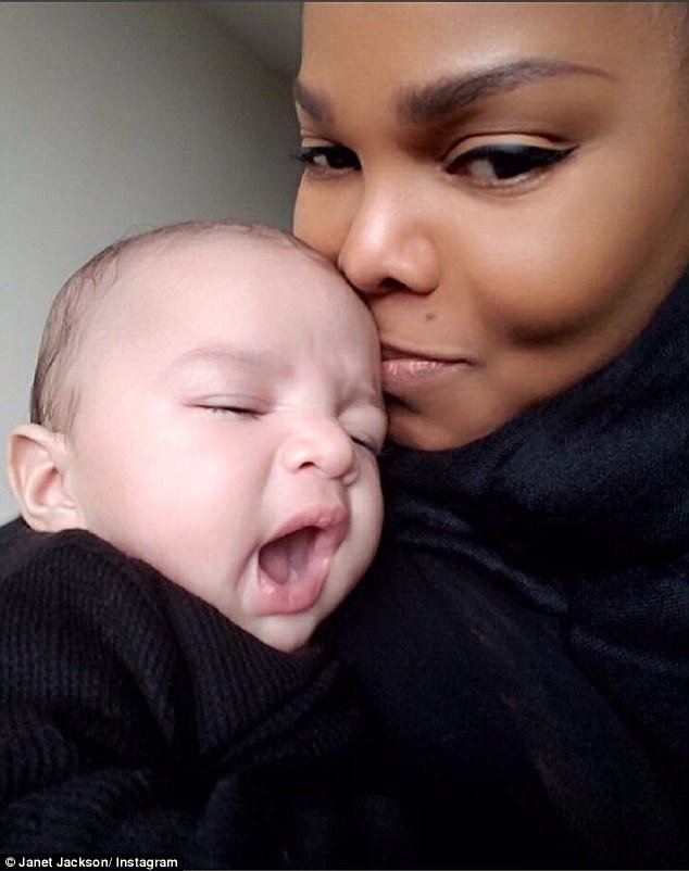 Fotografija: Bala se je za sina. FOTO: Janet Jackson, Instagram