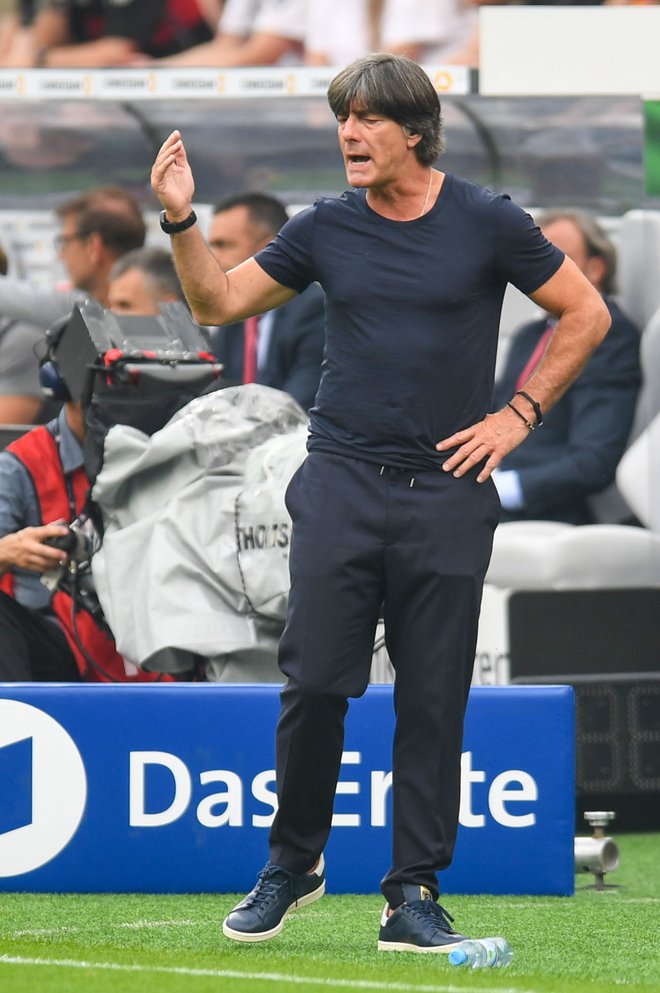 Nemški selektor Joachim Löw ni najbolj zadovoljen z izkupičkom na pripravljalnih tekmah. Foto: AFP