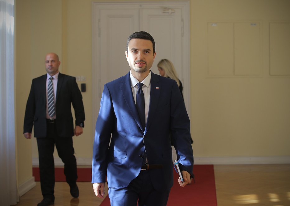Fotografija: Matej Tonin se bo sestal s predsednikom države. FOTO: Jože Suhadolnik, Delo