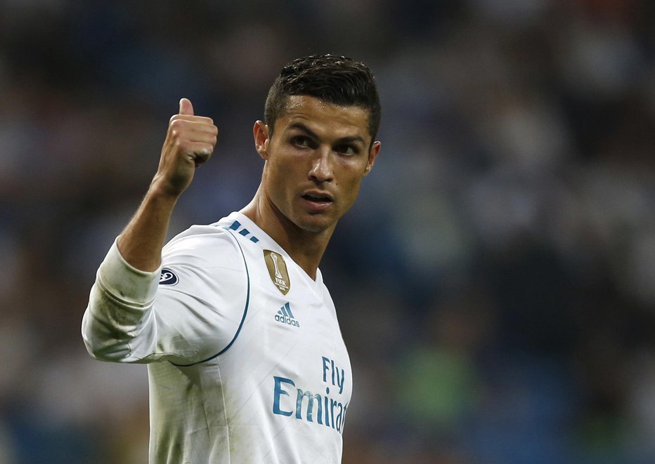 Fotografija: Ronaldo bo očitno kmalu slekel dres Reala. FOTO: AP