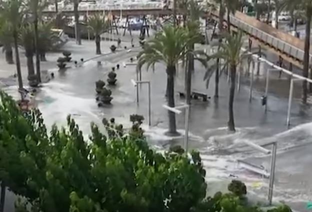 Cunami v Španiji. FOTO: Youtube