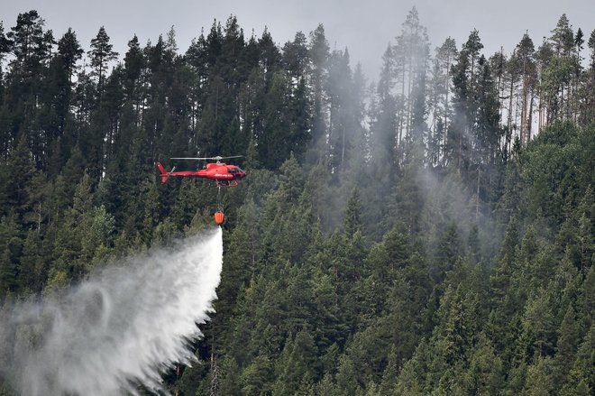 Gozdni požar na Švedskem. FOTO: AP